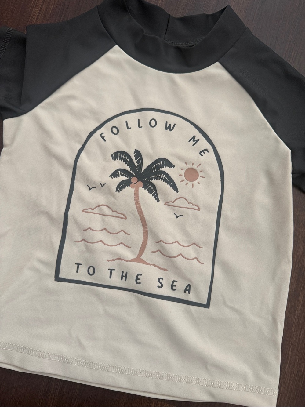 Carter’s 2 Piece Rash Guard Set - Picture 3 of 6